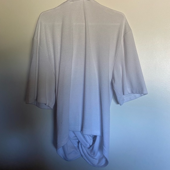 Aritzia - Wilfred Free White Twist Front Crop Top - Picture 3 of 3